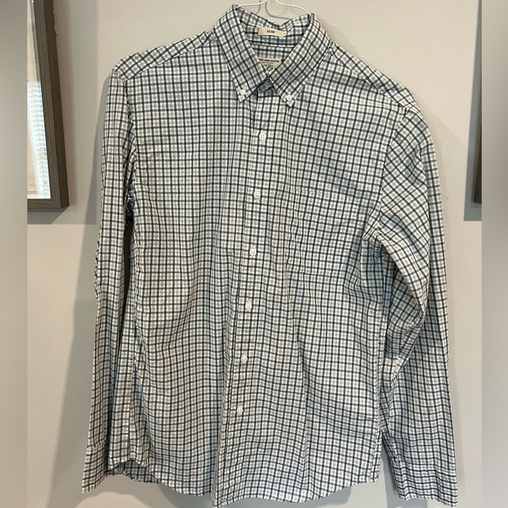 NWOT J. Crew Slim Fit Secret Wash Lightweight Shirt Medium